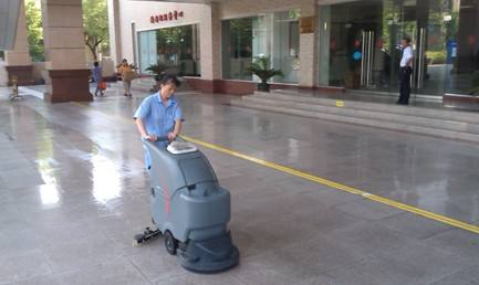 物業保潔洗地機.jpg 物業保潔洗地機.jpg